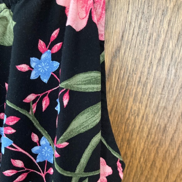 🔴. Sundress by Old Navy - Picture 3 of 8